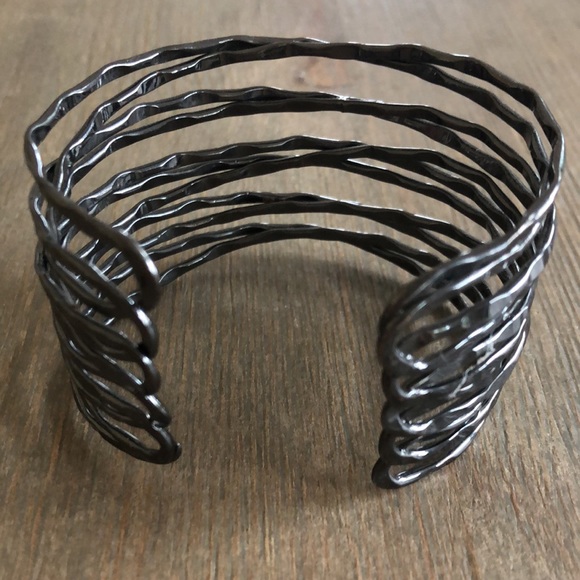 Arm Cuff Bracelet - Picture 4 of 4